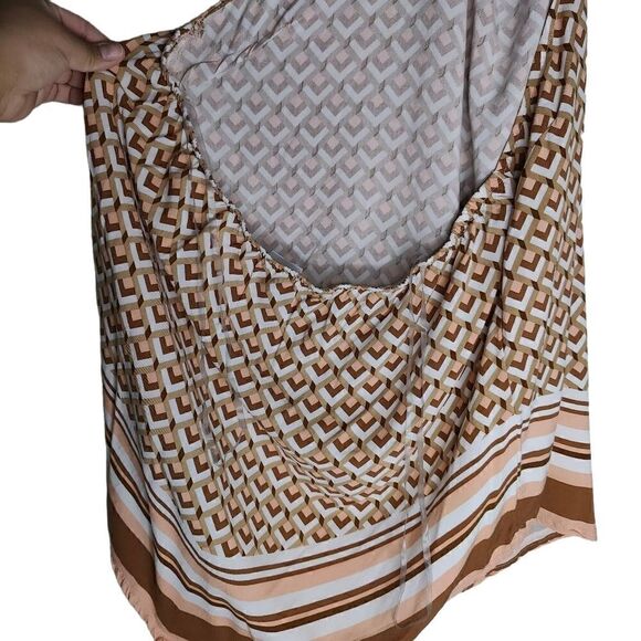 No Boundaries Juniors Plus Size Gold Chain Halter Top - Picture 9 of 10